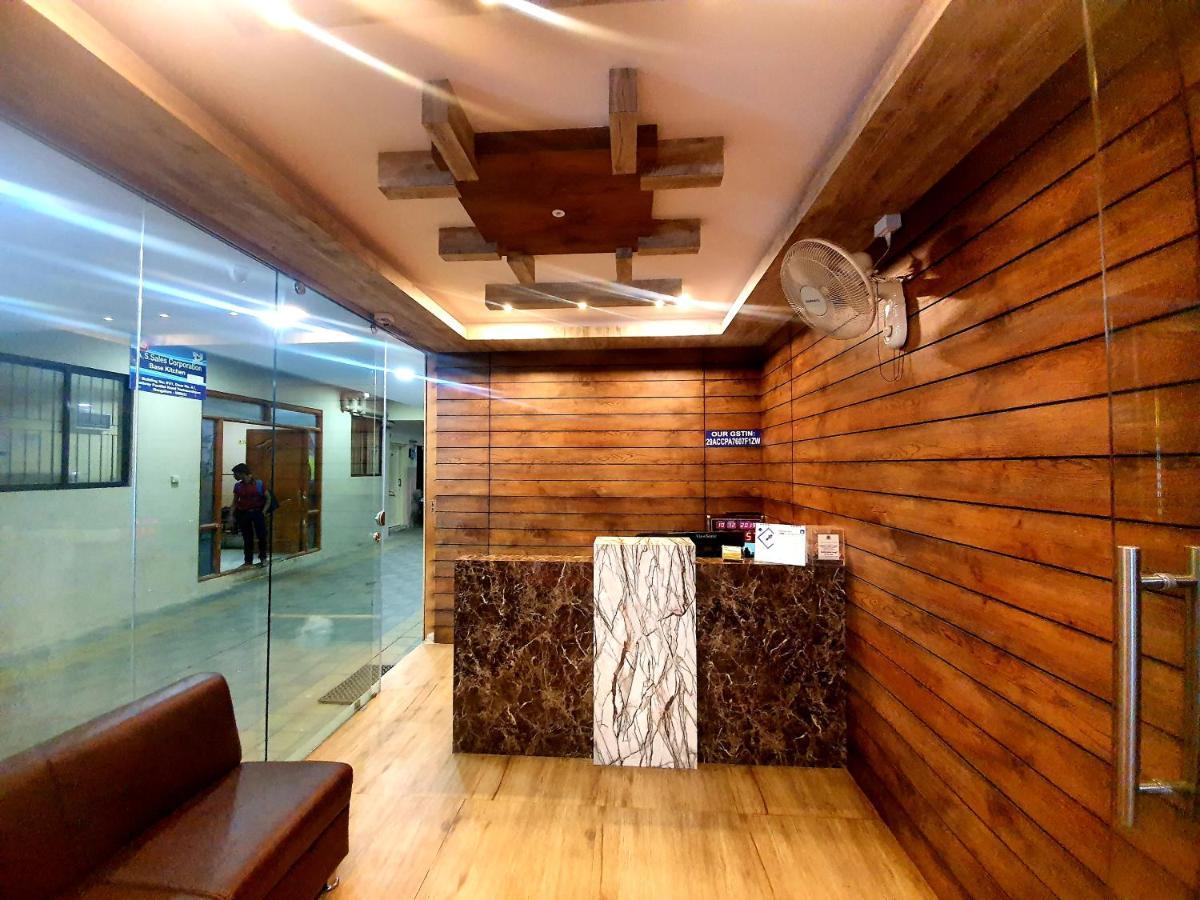 班加罗尔 Veekay Residency酒店 外观 照片